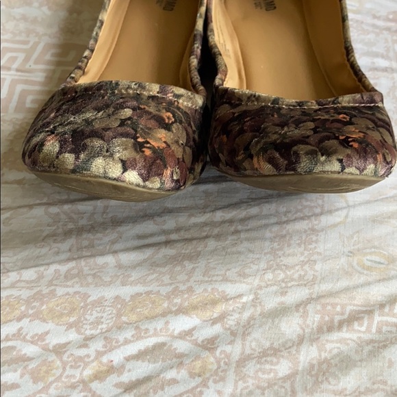 Mossimo flats - Picture 4 of 6